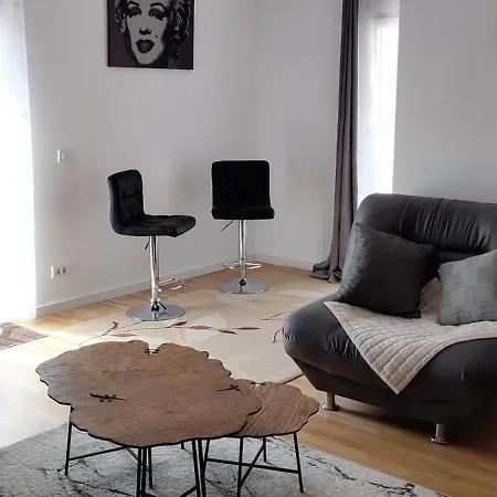 Elena Apartamento Zemun